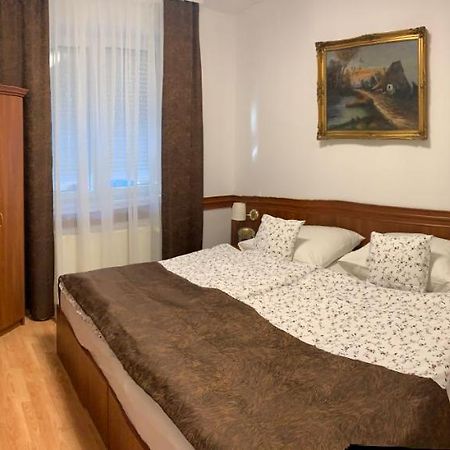 Konig Apartman Heviz Exterior photo